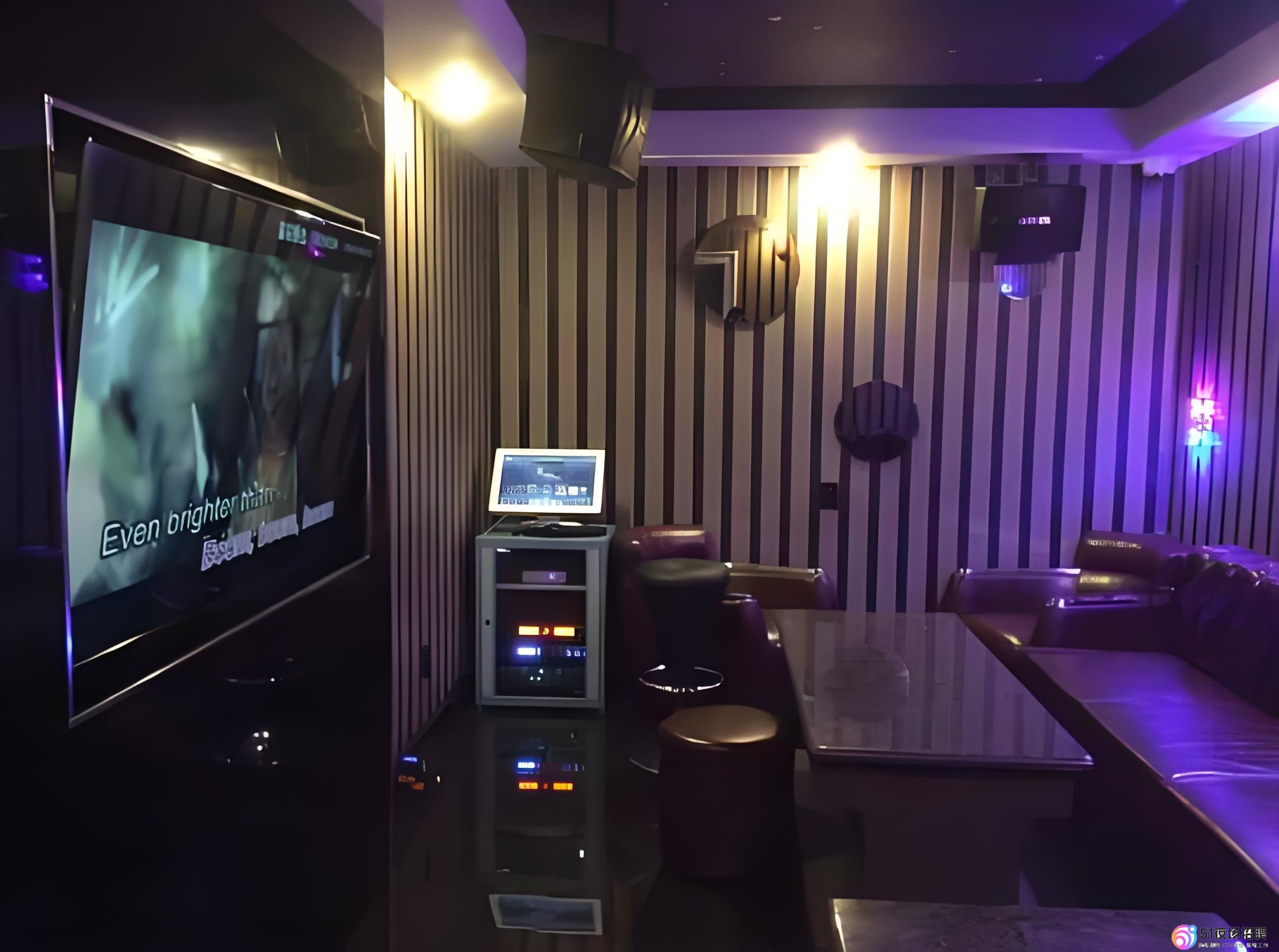 杭州夜场工作性质解析：是正经工作吗？